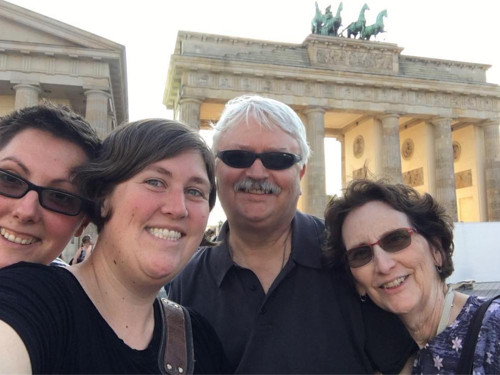 35882380_10156957583716323_2095614294333849600_o